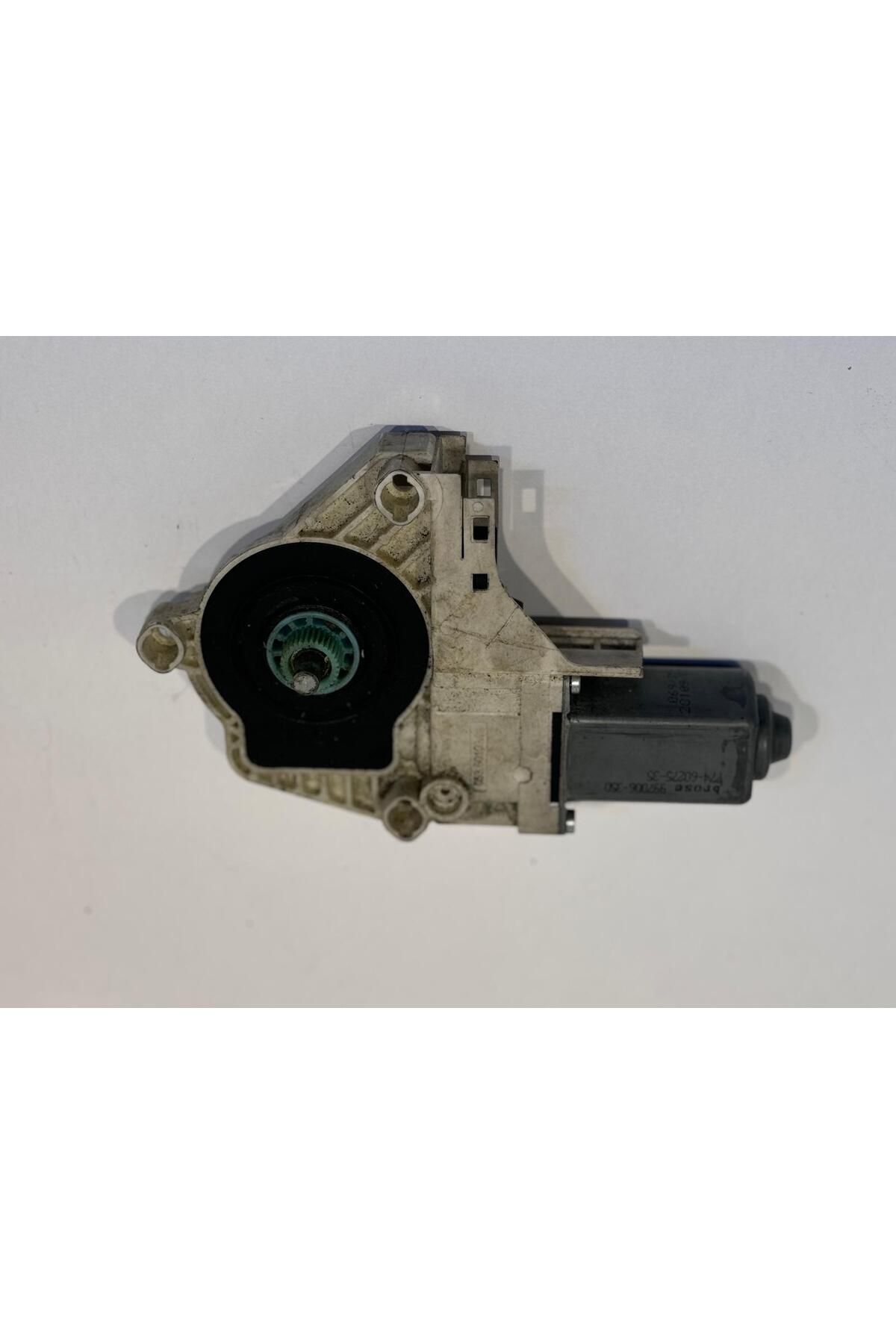 8K0959812B AUDİ A4 A5 SAĞ ARKA CAM MOTORU