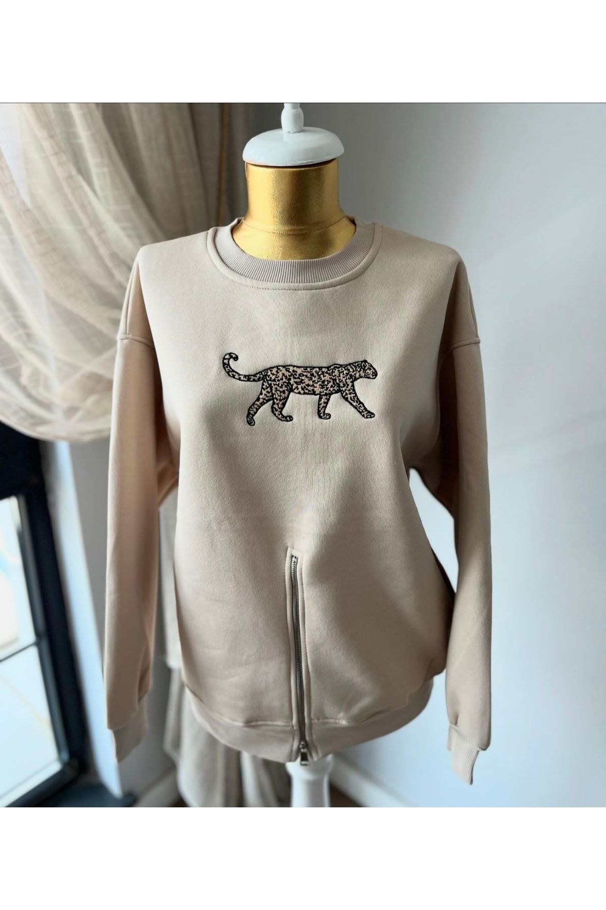 Asumbutik Taş rengi leoparsweetshirt