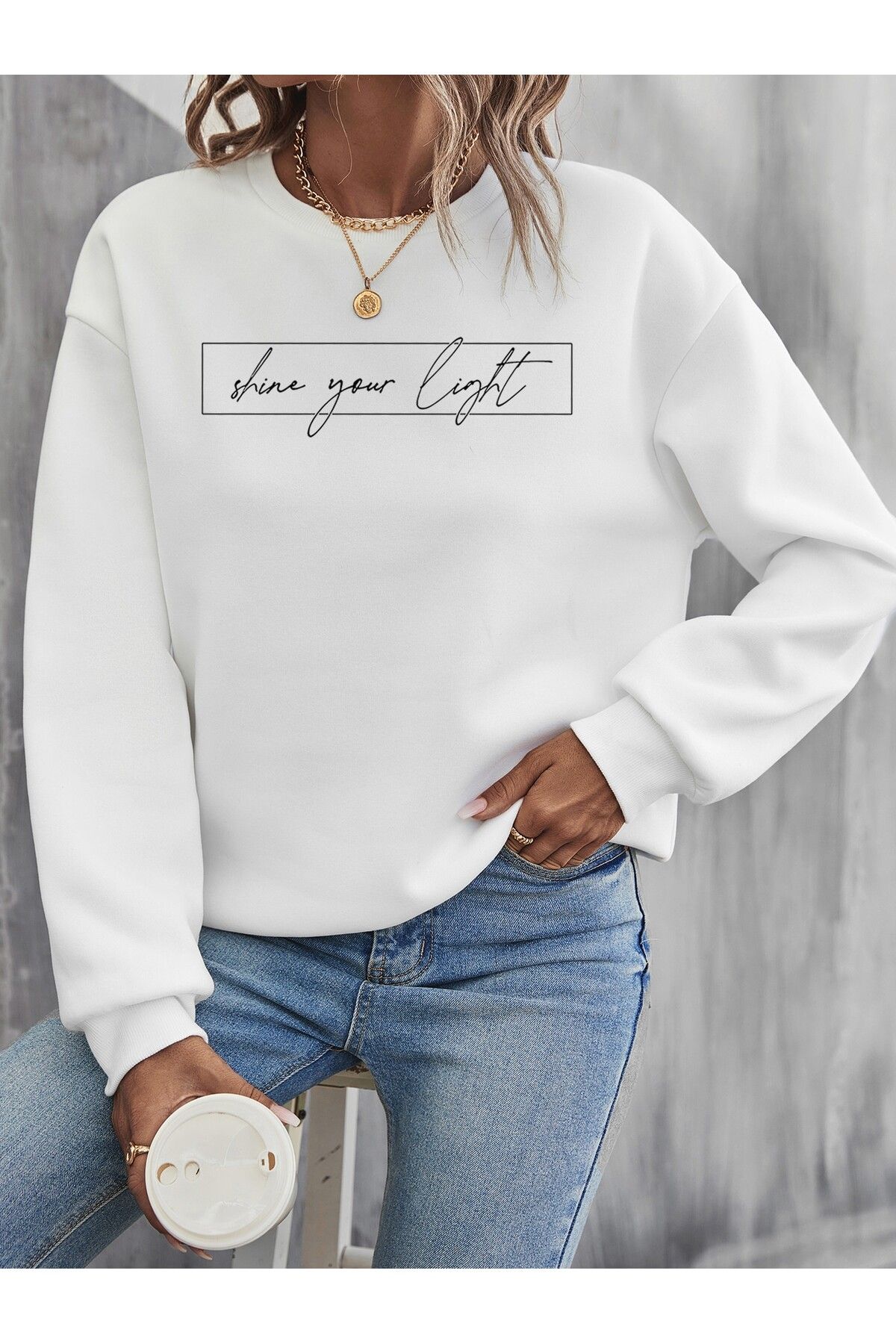 Shine Your Light Baskılı Bisiklet Yaka Beyaz Kadın Sweatshirt