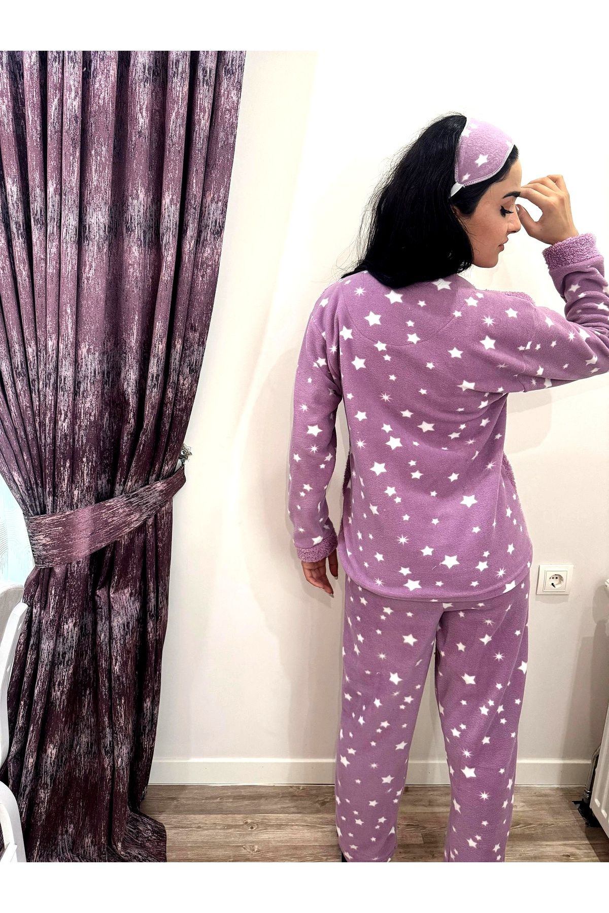 Pembe Yıldız Desenli Kadın Polar Peluş Pijama Takımı