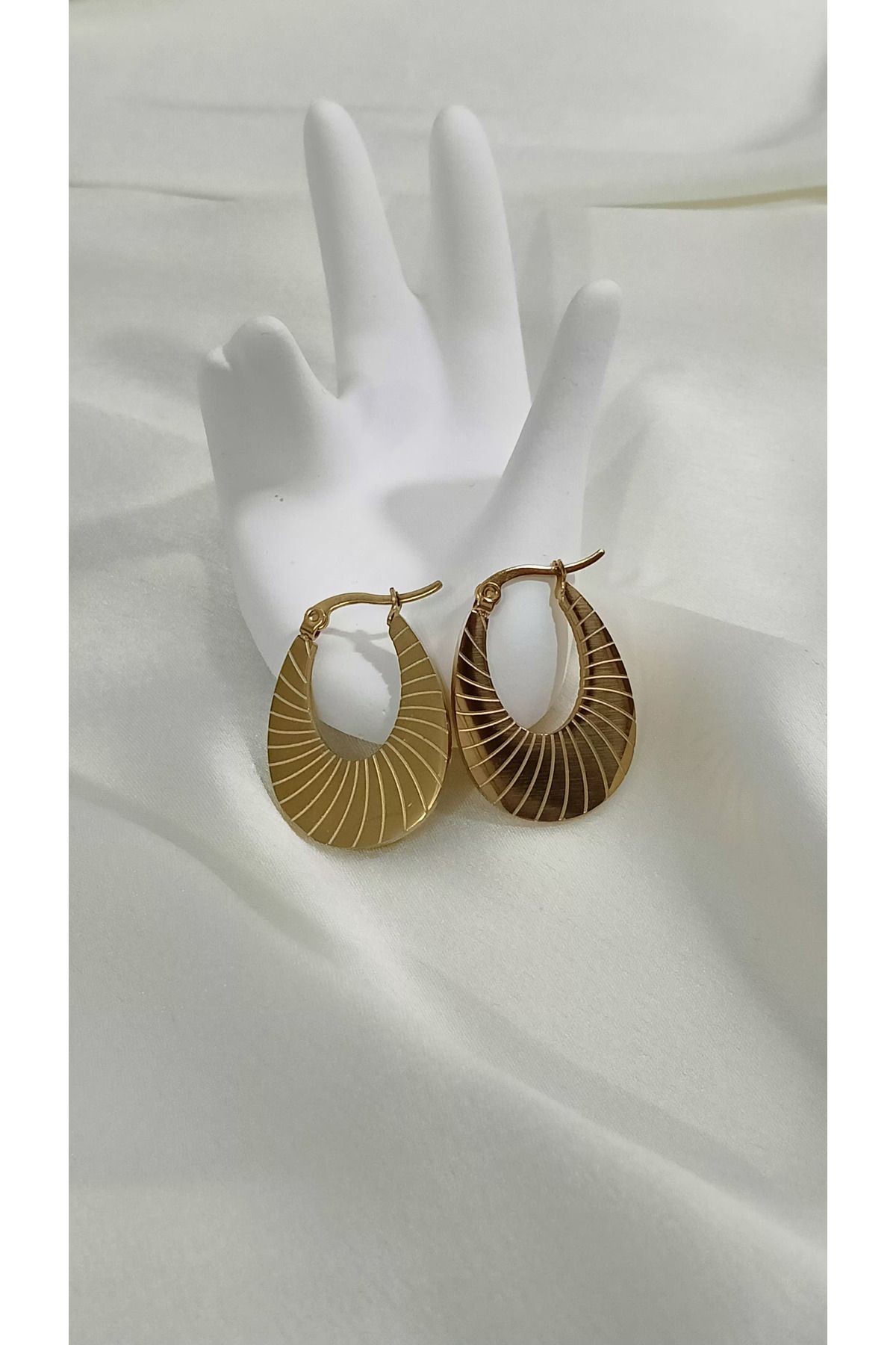 Fİ ACCESSOIRE GOLD ÇELİKVİNTAGE KÜPE