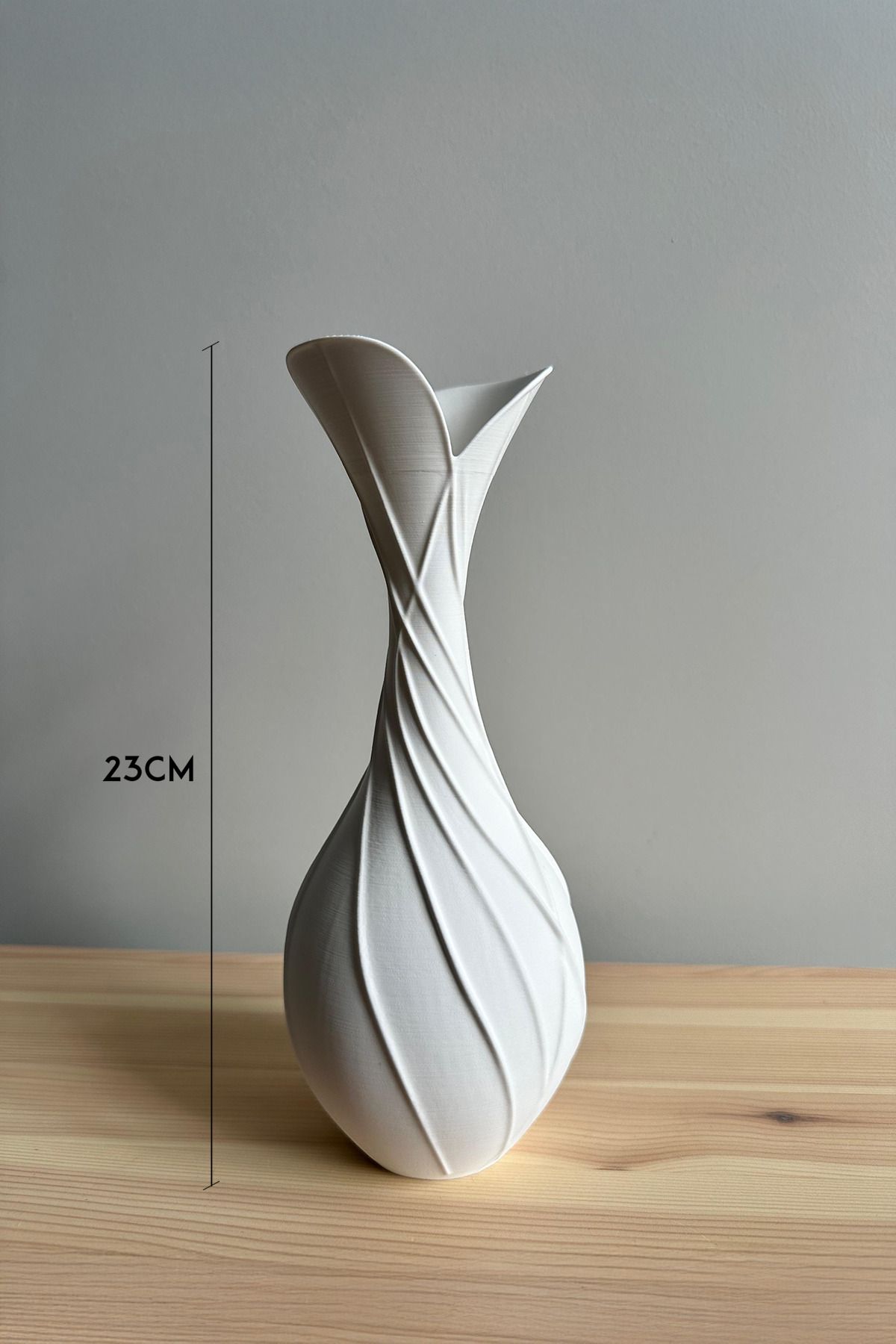 Lale Vazo Dekoratif Modern Sade Şık, 23cm Bioplastik