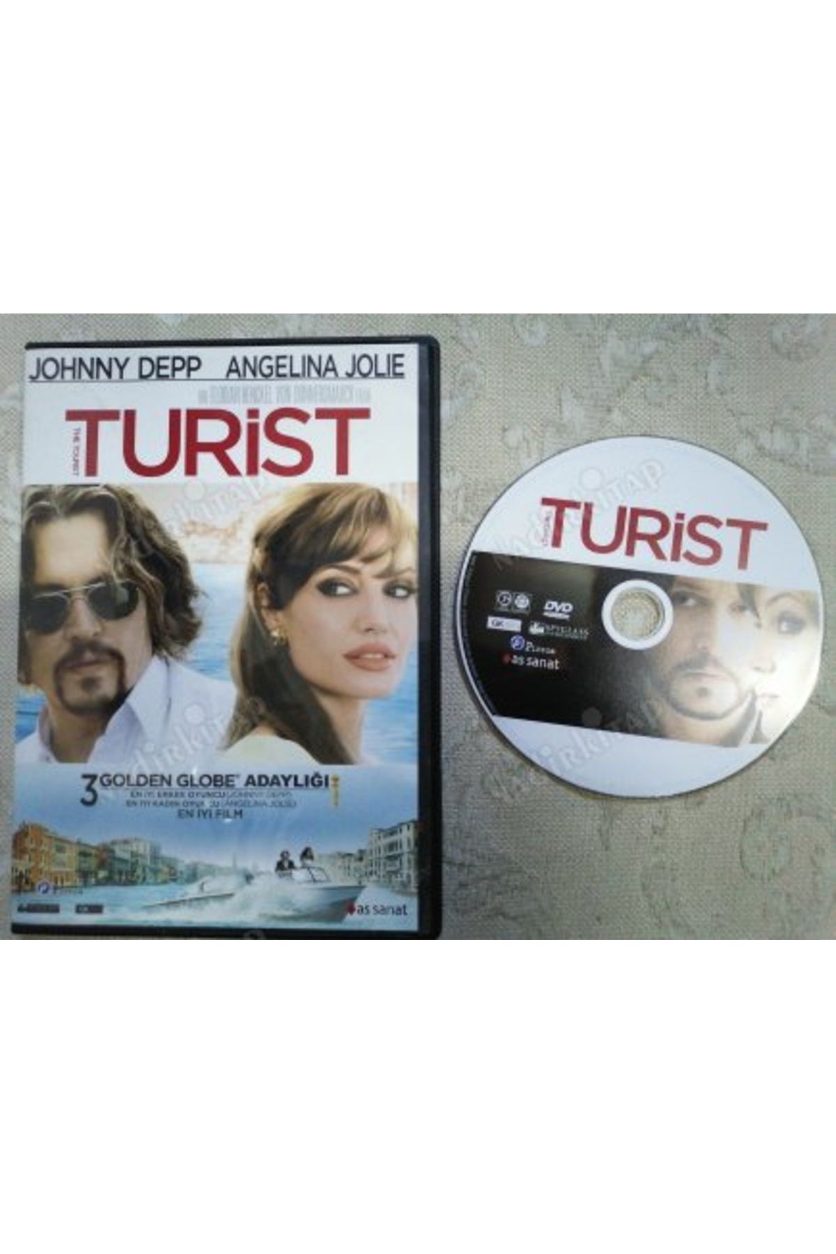 Plakperest TURİST ( THETOURIST ) - JOHNNY DEP...