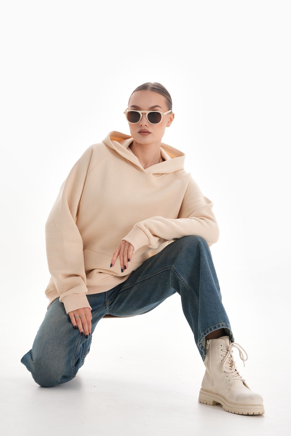 Kapüşonlu Oversize Sweatshirt