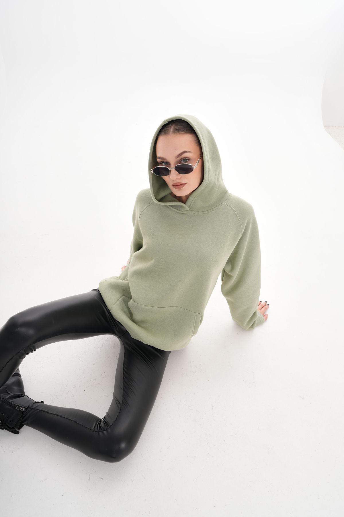 Kapüşonlu Oversize Sweatshirt