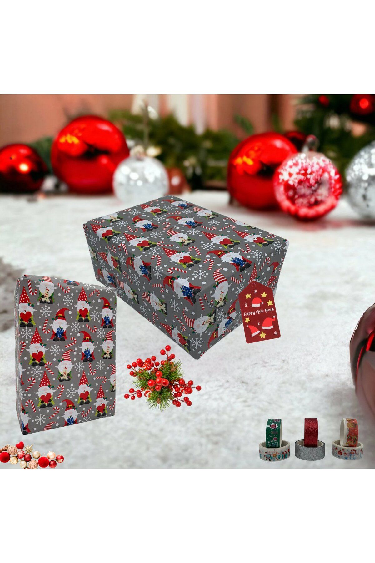 İtalyan Kuşe Hediye Paketleme Kağıdı, Cüce Noel Baba Desenli Ambalaj Kağıdı, 10 Adet, No: 70x100 Cm