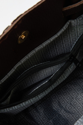 Koyu Kahverengi Yumuşak Süet Saplı Ve Çapraz Askılı Tote Kadın Maksi Boy Omuz Çanta TAKAW25OC00013 Image 7