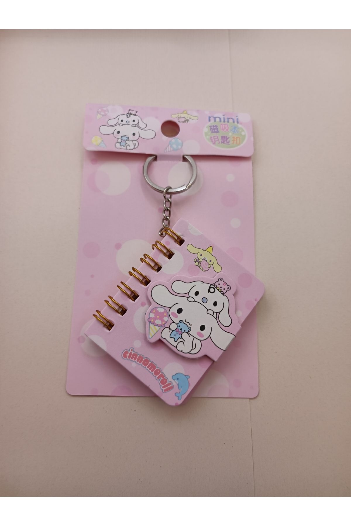 sanrio kuromi mini anahtarlık'lı defter mıknatıslı kapaklı tatlı ve minik hediyelik a kalite 1adet