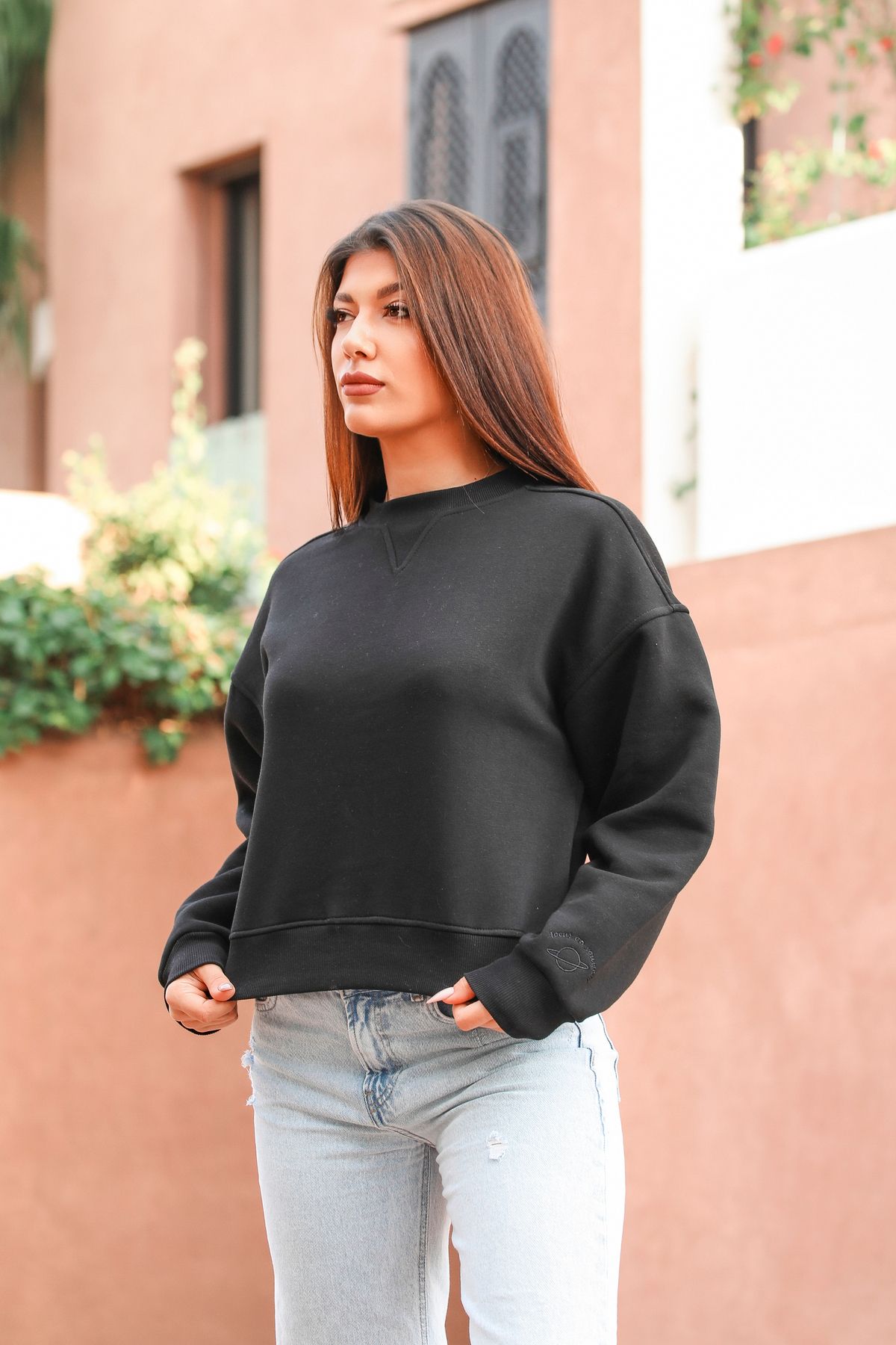 Bonita Noir Oversize Yarım Crop Sweatshirt