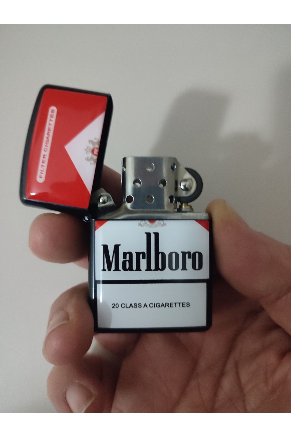 ASYA GIFTS Marlboro BenzinliÇakmak ( Kargo Gü...