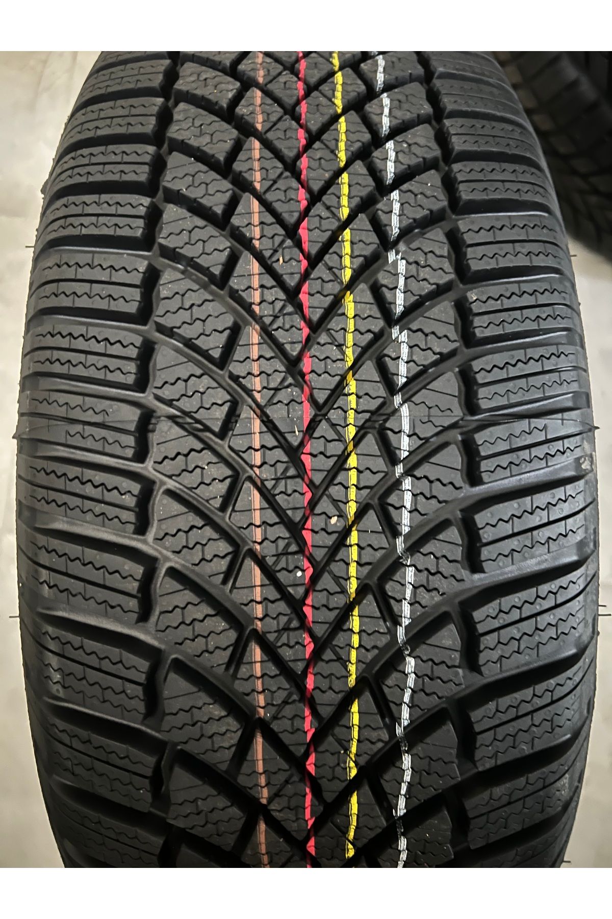 BRİDGESTONE / 215/55R17 LM005 KIŞ LASTİĞİ 2024