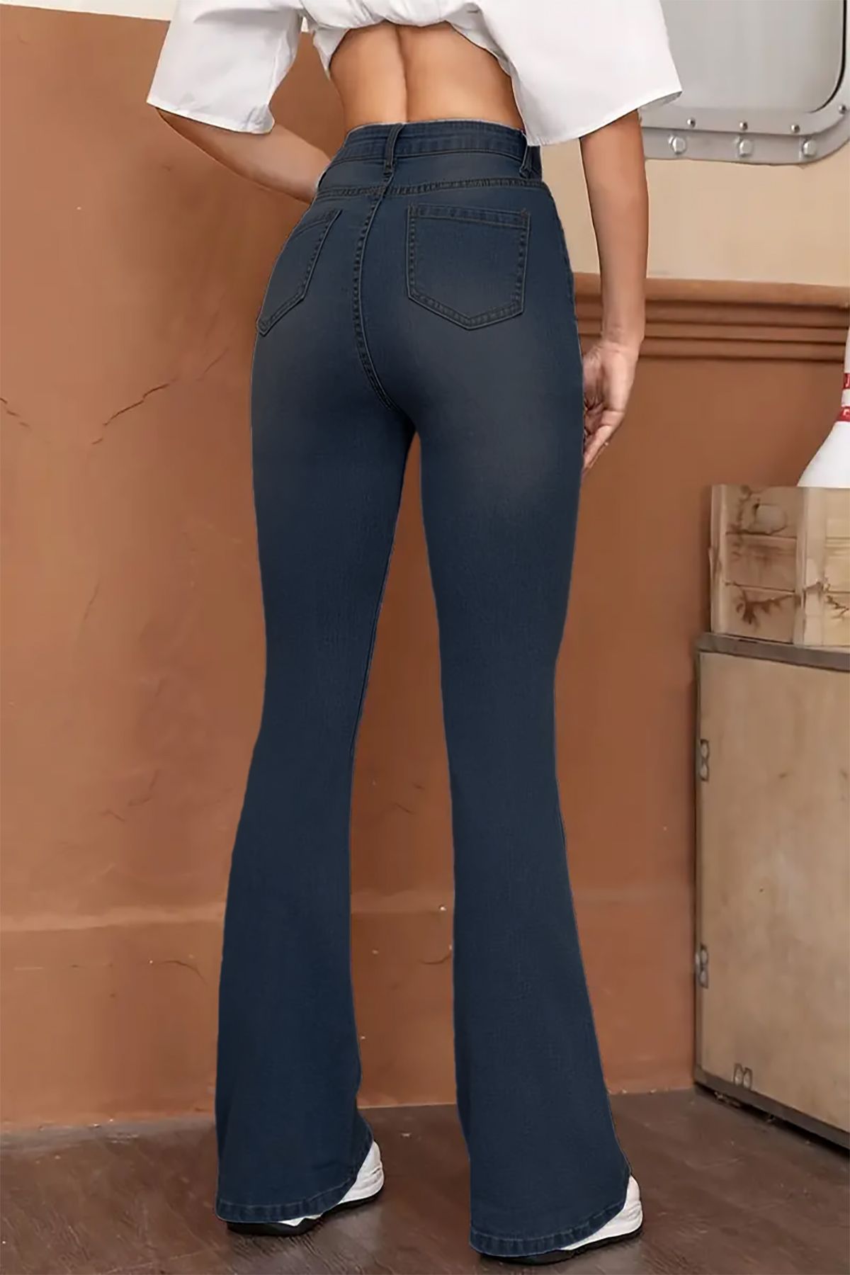 Kadın Koyu Mavi Ve Likralı Yüksek Bel Skinny Fit Ispanyol Paça Jean Kot Pantolon C605