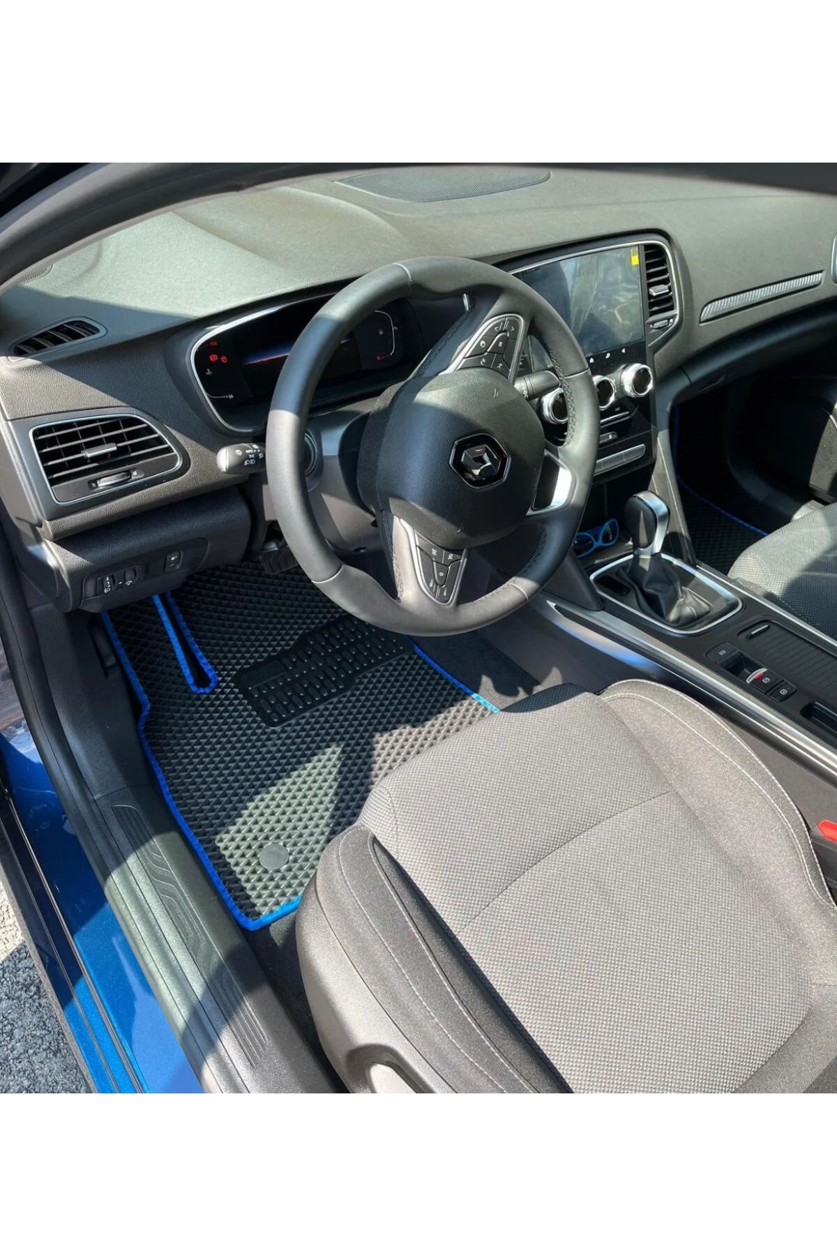 maxcar Renault Megane 4Premium Eva Akıllı Oto...