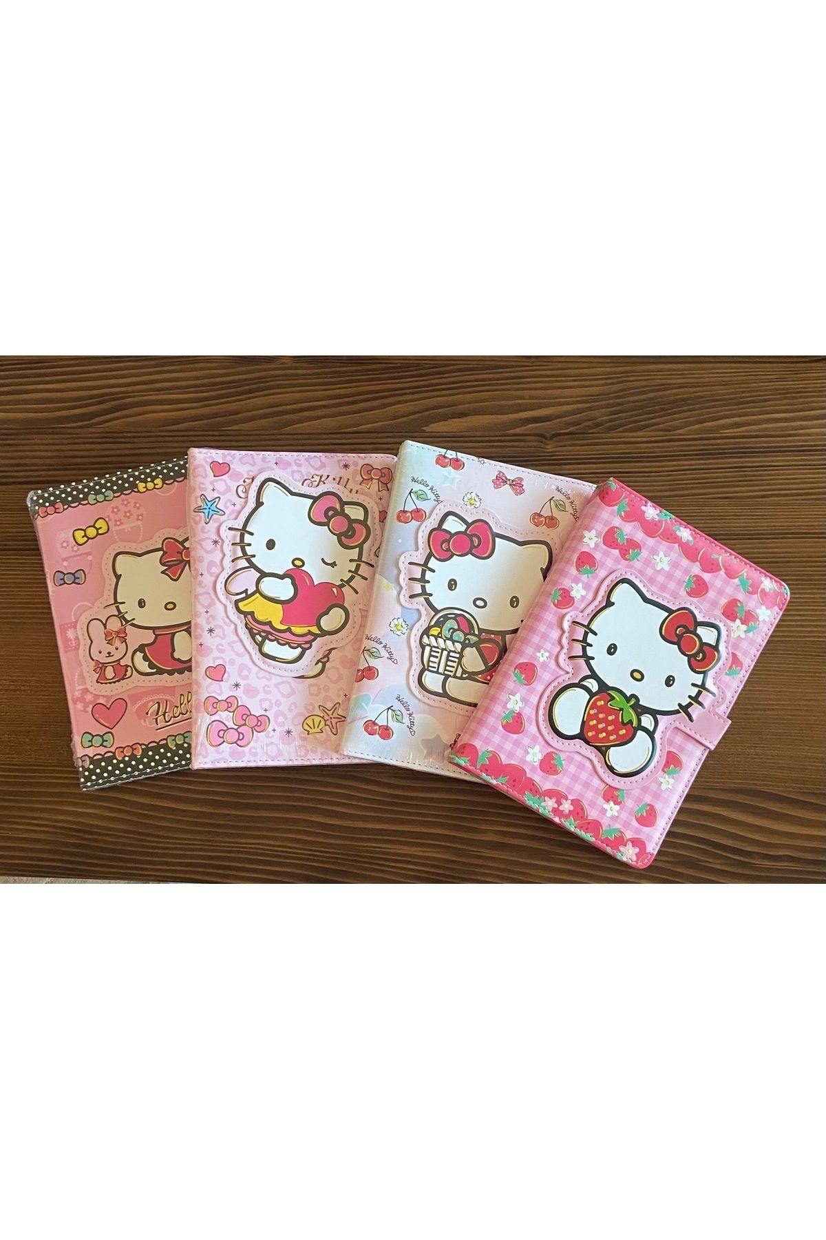 Hello Kitty Çıtçıtlı Defter