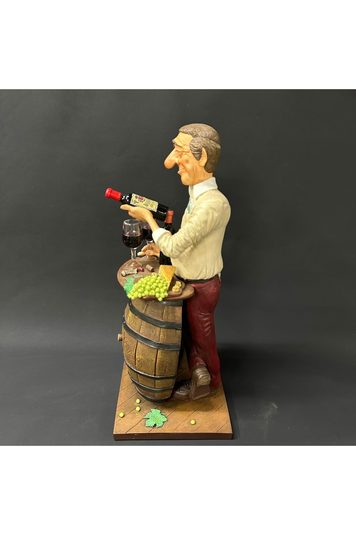 The Wine Lover / Şarap Aşığı Forchino Guillermo