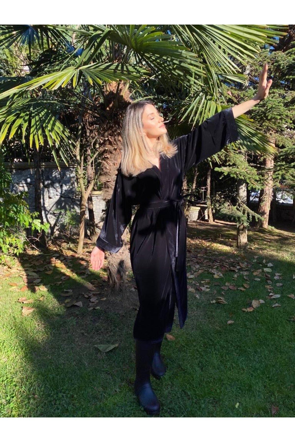 KYLEEN Velvet Model Siyah Kadife Kimono