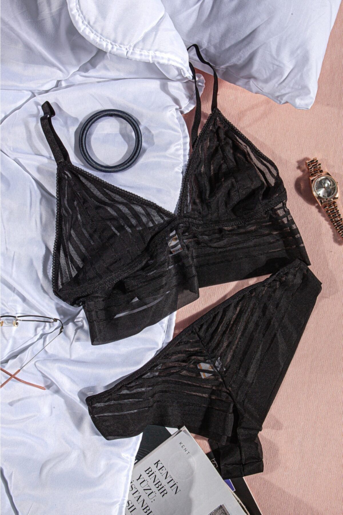 Merry Secret's Siyah Dantelli Transparan Bralet Takım