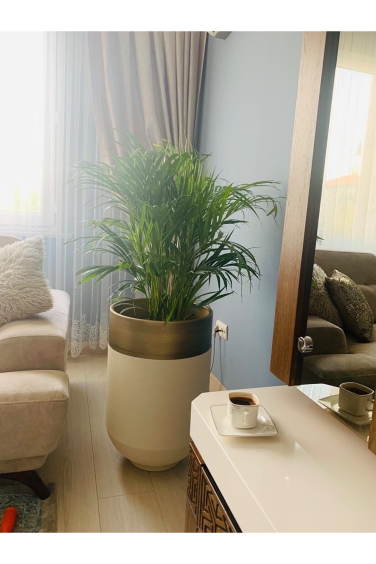 AresDecoration Darbuka Saksı Krem Pirinç Eskitme 60 Cm
