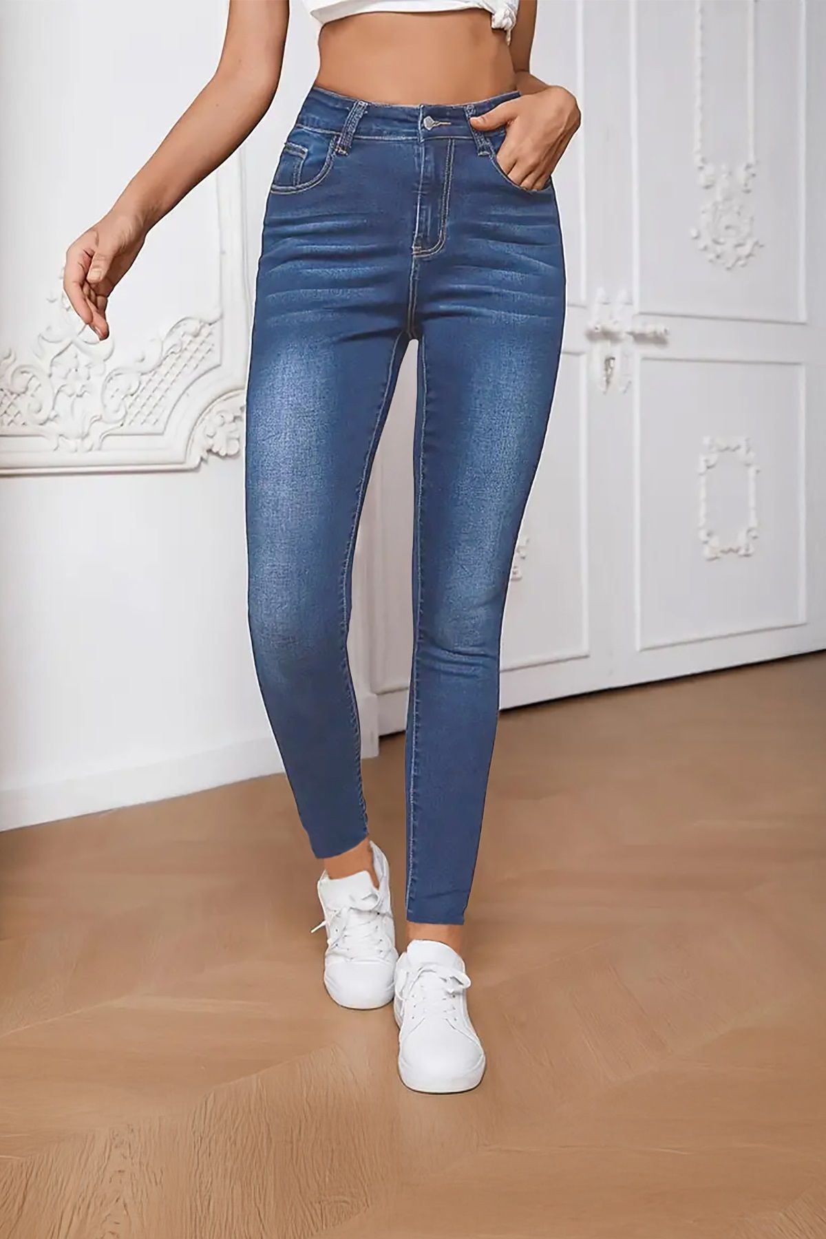 Kadın Hafif Likralı Skinny Fit Paça Detaylı Pantalon