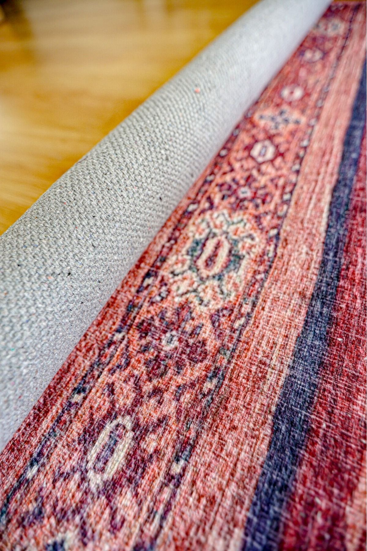 Anadolu Kilim Antik Desenli Kaymaz Taban Yıkanabilir Vintage Dokuma Makine Halısı