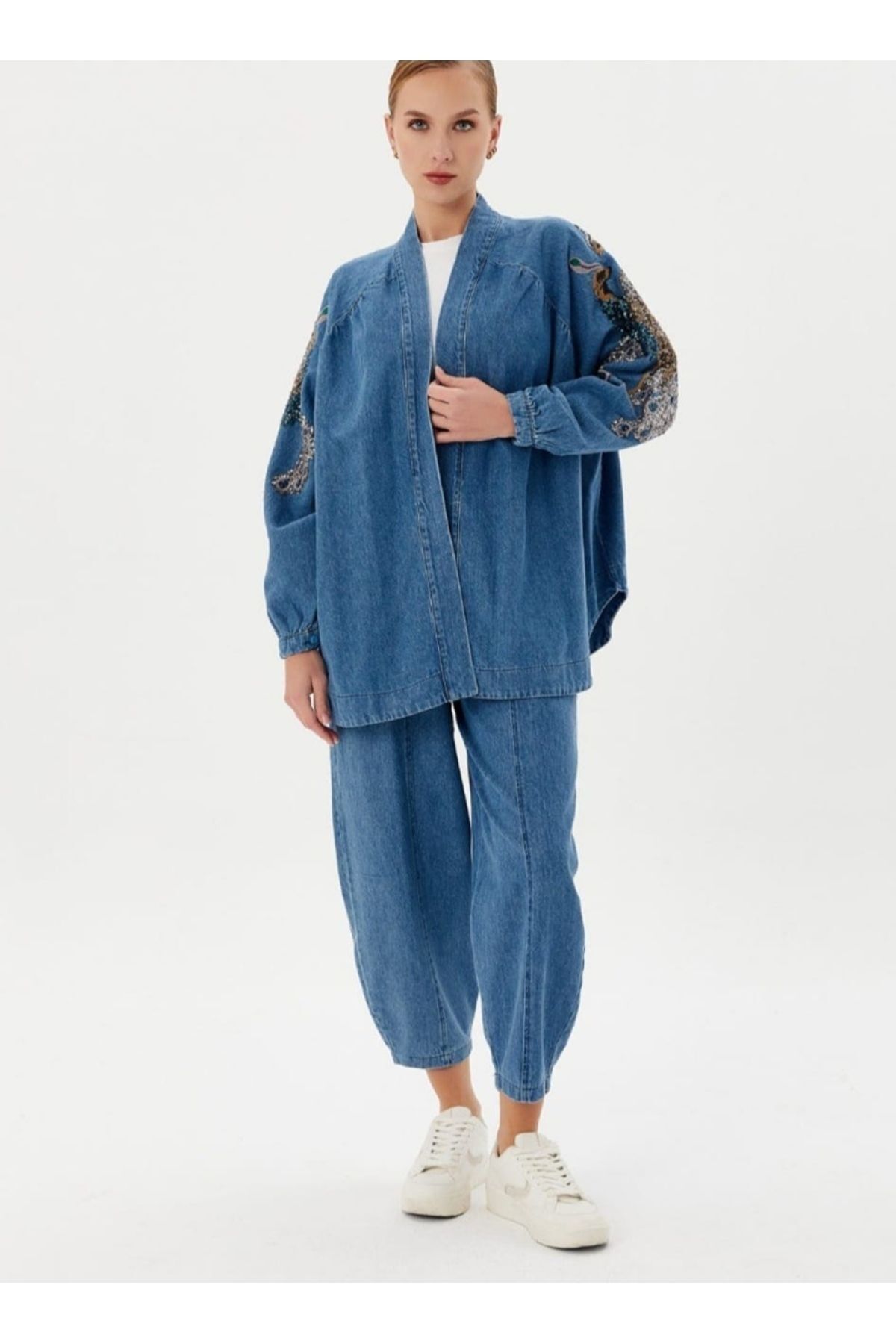 Nakışlı denim kimono ceket