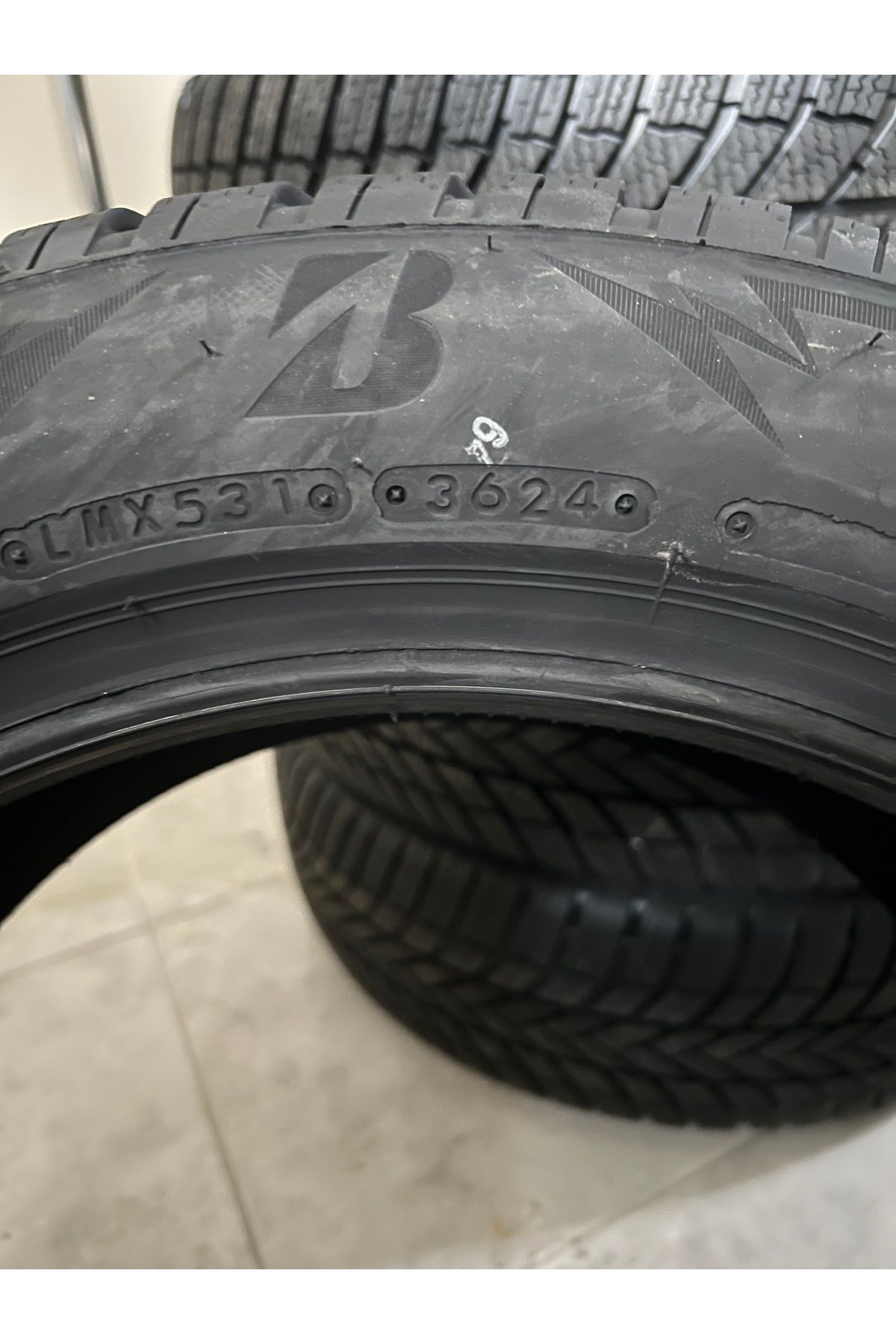 BRİDGESTONE / 215/55R17 LM005 KIŞ LASTİĞİ 2024