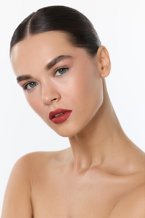 Avokado Yağı ile Nemlendiren Saten Bitişli Ruj Wild Berry-306 TKZAW25RJ00001 Image 9