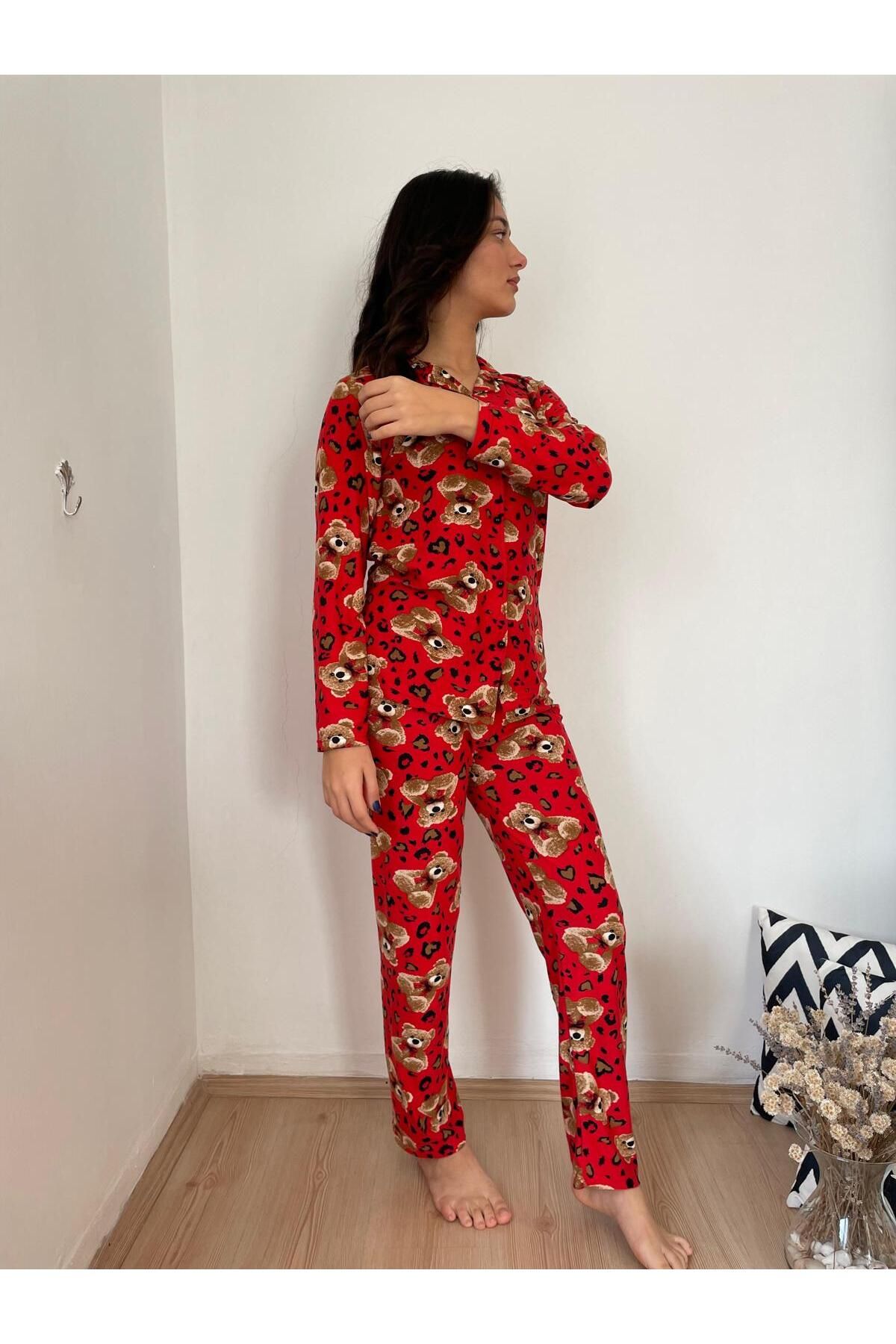 Kırmızı Ayıcık Desenli Ceket Yaka Düğmeli Pijama Takımı - Pijamerry