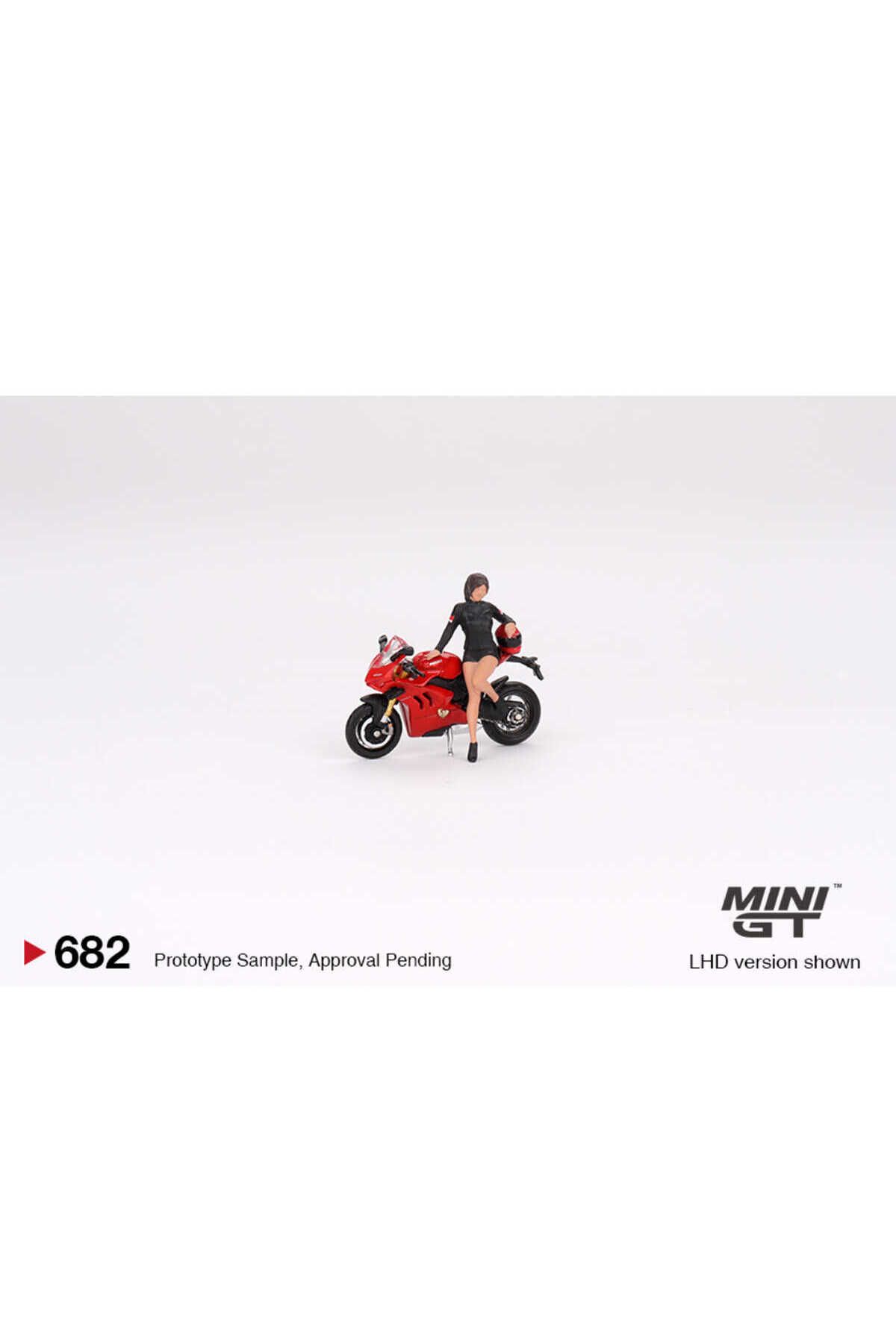 1/64 Ducati Panigale V4 S w/ Ducati Girl