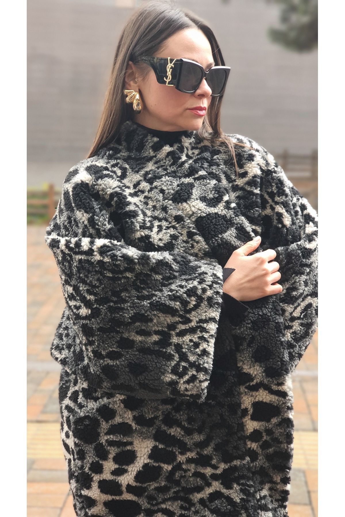 LEOPAR DESEN OVERSIZE KESİM SUNİ KÜRK İTALYAN CEKET