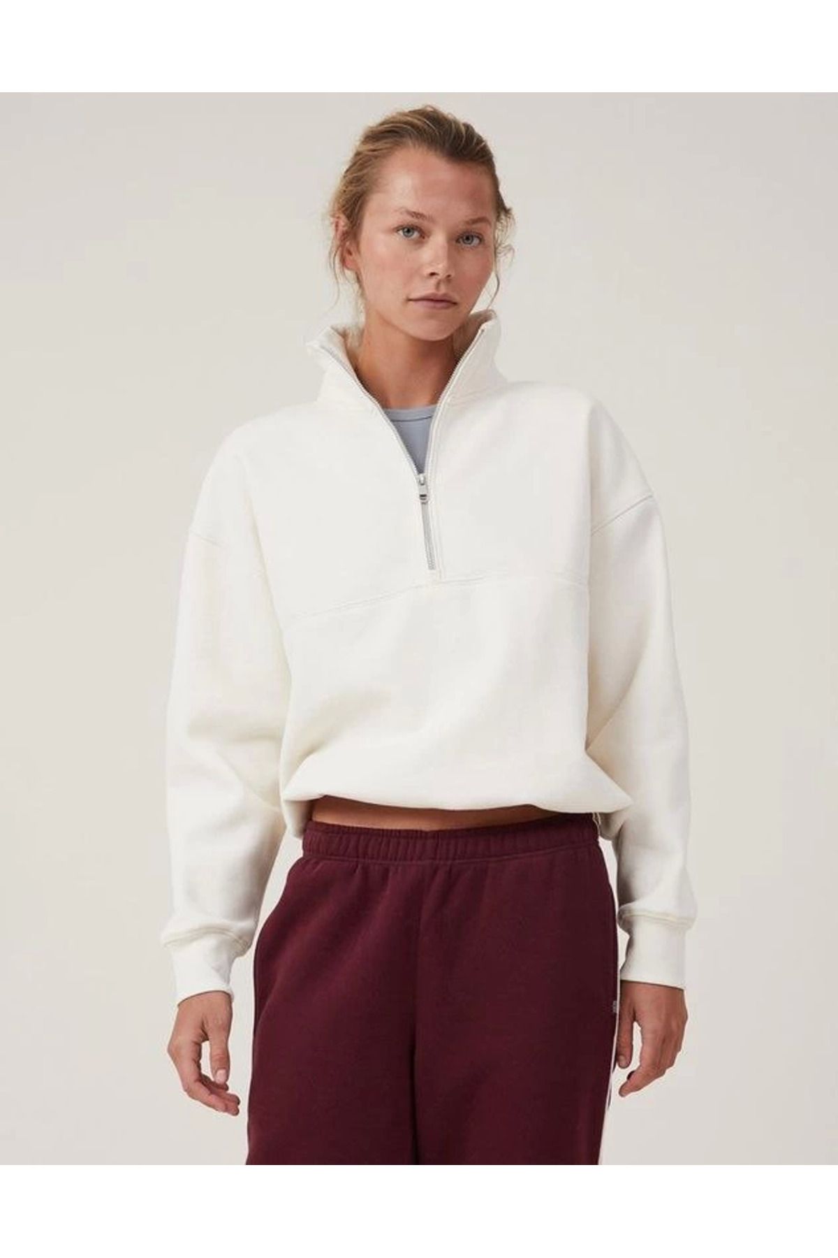 Oversize Yarım Farmuarlı Yakalı Basic SweatShirt - Beyaz