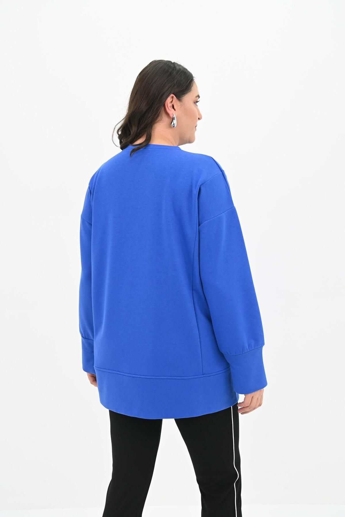 Kadın Büyük Beden Oversize Yırtmaç Detaylı Sweatshirt 1865-25