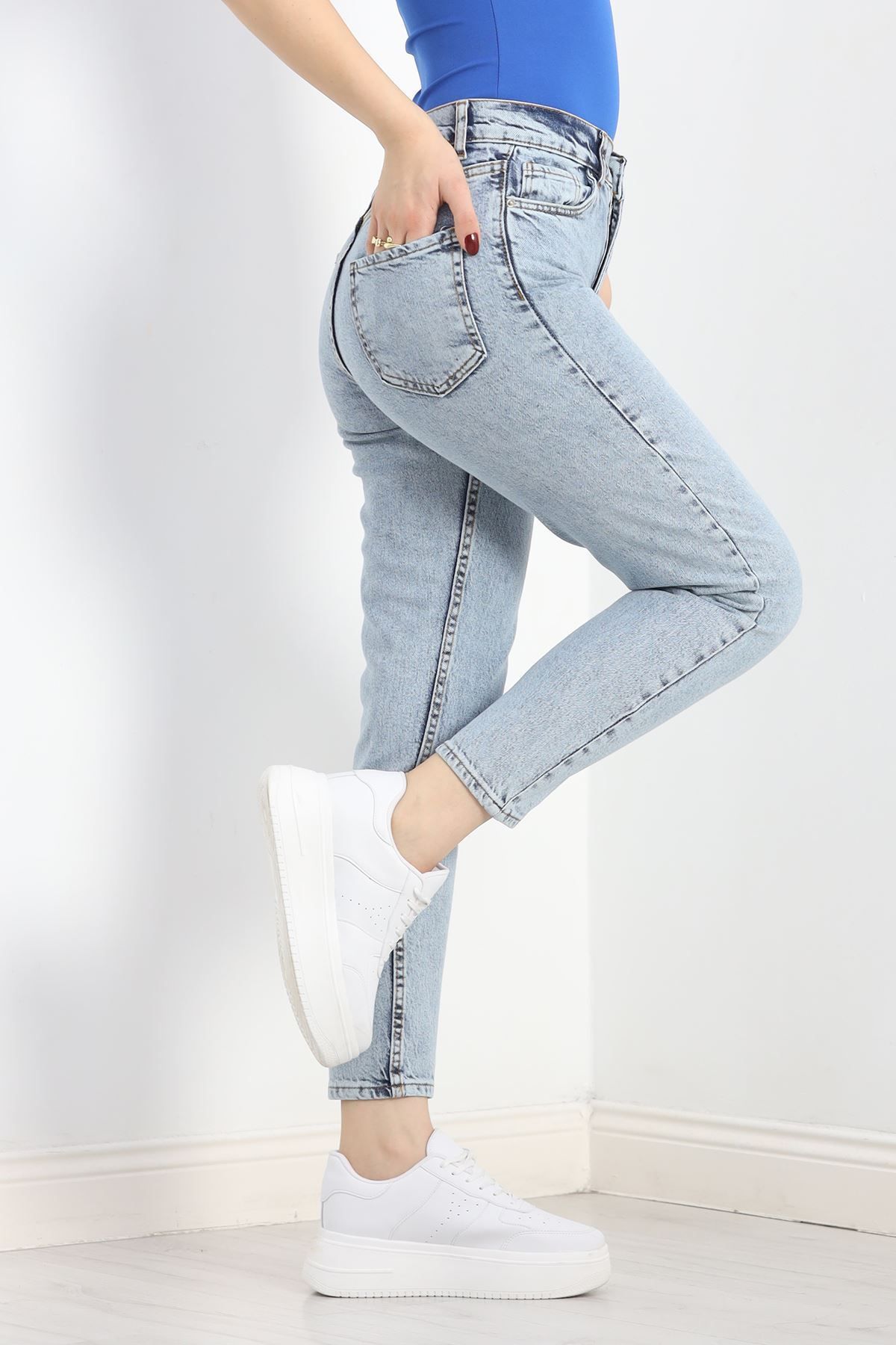 Mom Boyfriend Jeans Buzmavi - 20432.1778.