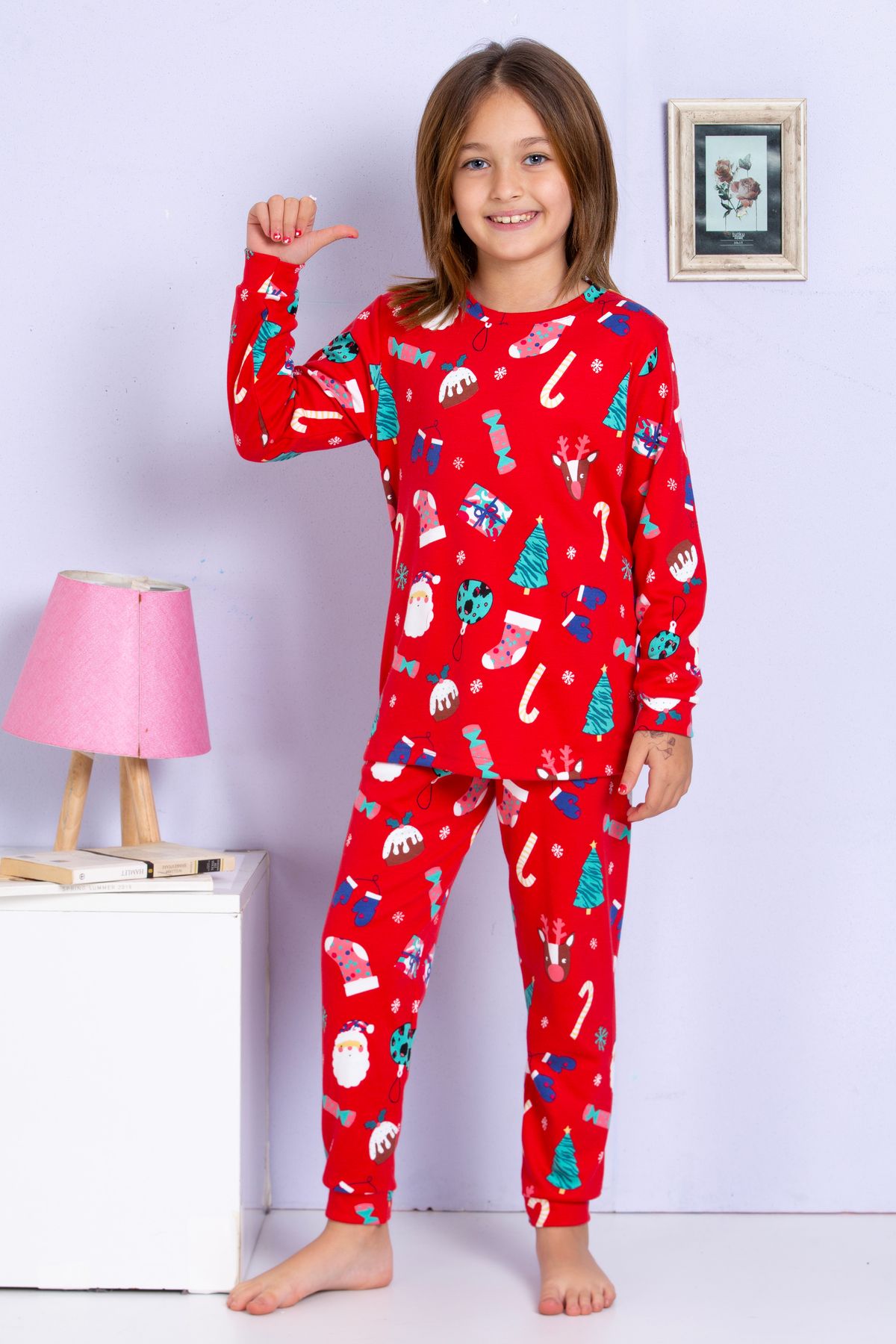 Kız Çocuk  Pamuklu Kırmızı Yılbaşı Temalı Pijama  Takımı