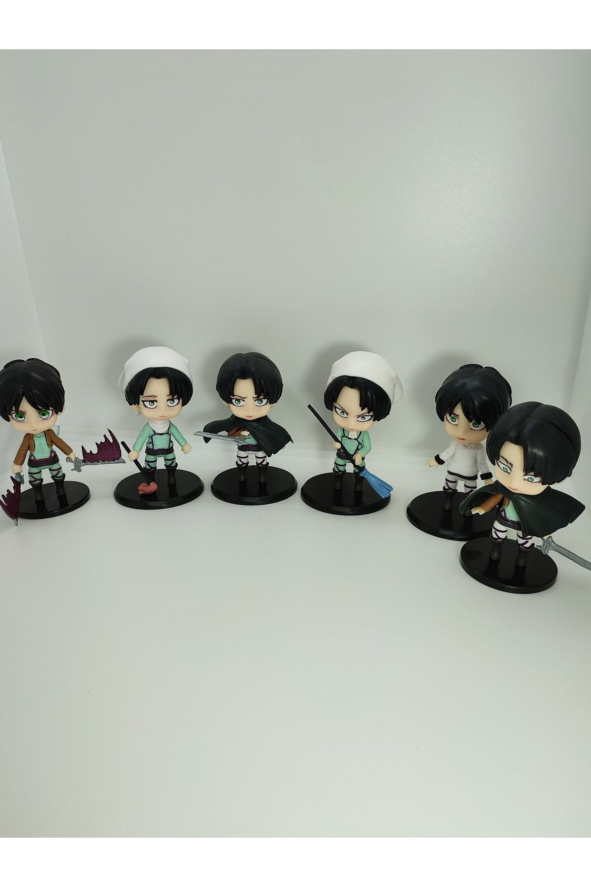 Anime Attack On Titan Levi Ackerman Mini Figür