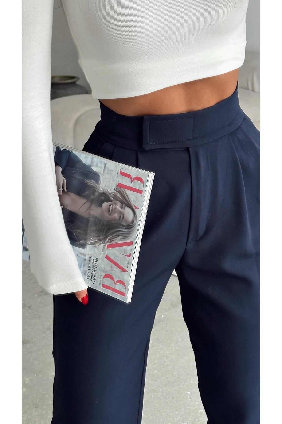 Bel Cırtlı Jogger Pantolon Lacivert