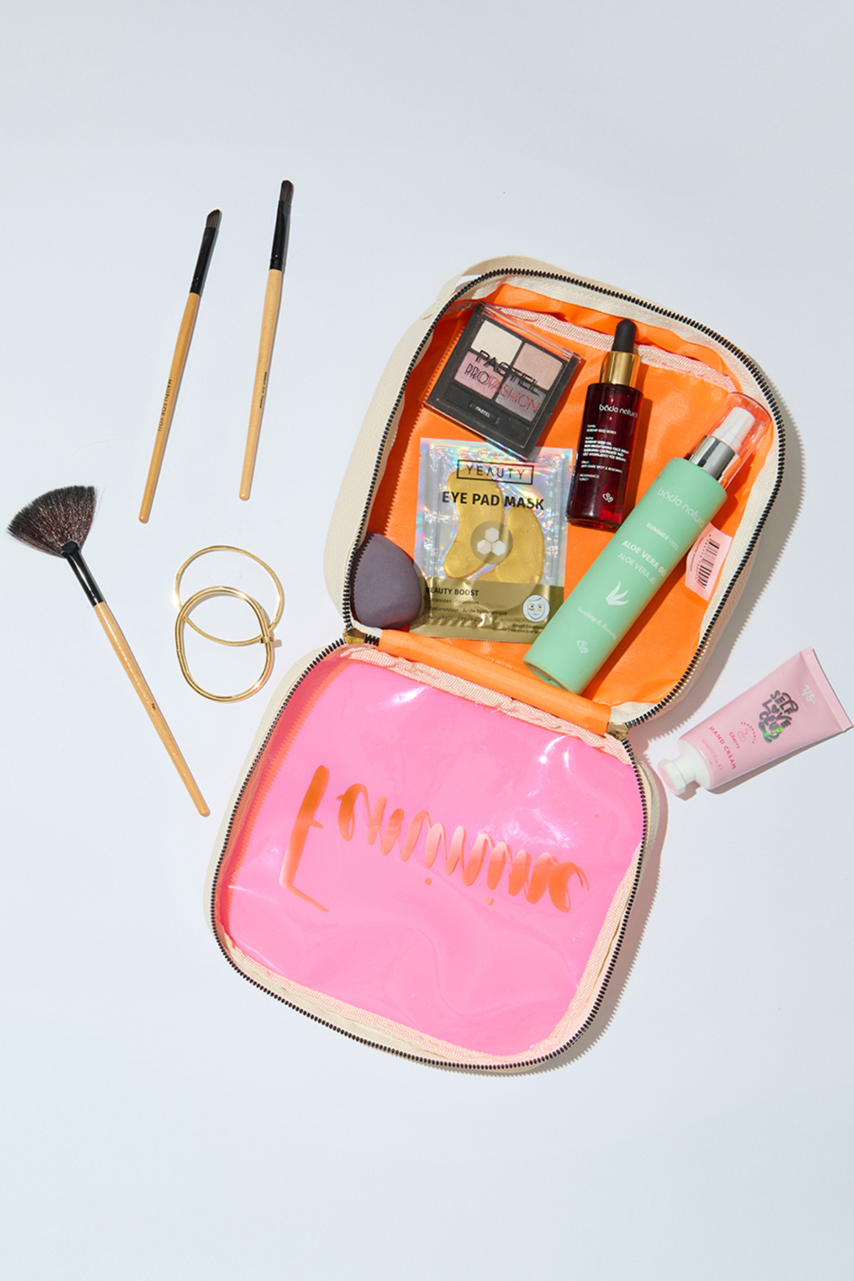 آرایش آرایش شفاف لوازم آرایشی و بهداشت