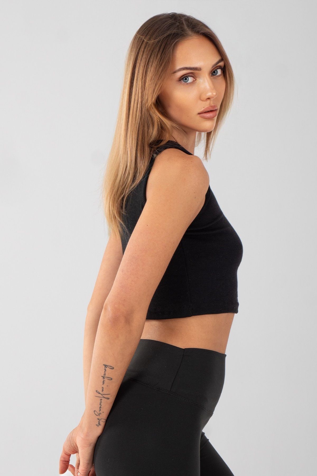 Halter Yaka Fitilli Crop Top Atlet