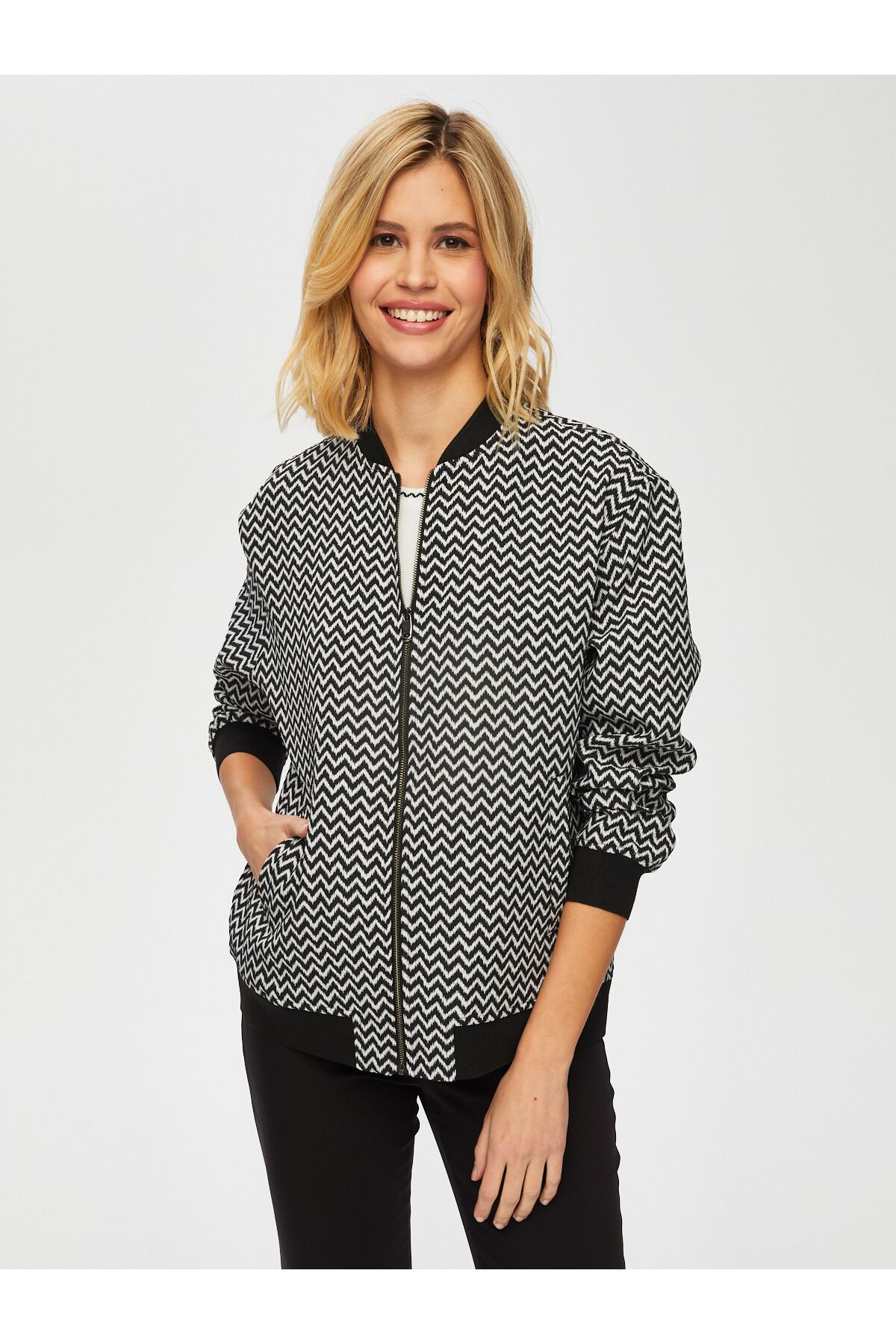 Zigzag Jakarlı Bomber Ceket 002