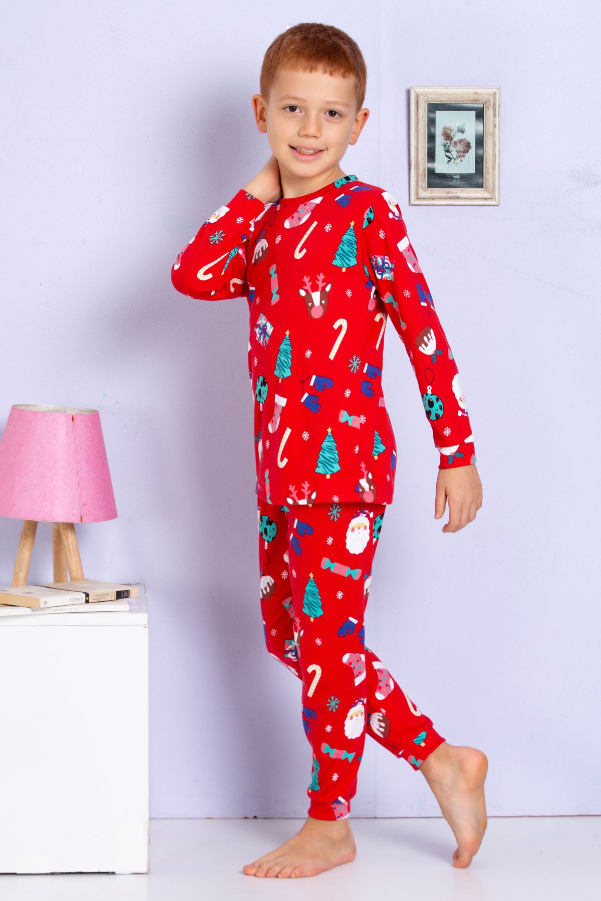 Erkek Çocuk %100 Pamuklu Kırmızı Yılbaşı Temalı Pijama  Takımı