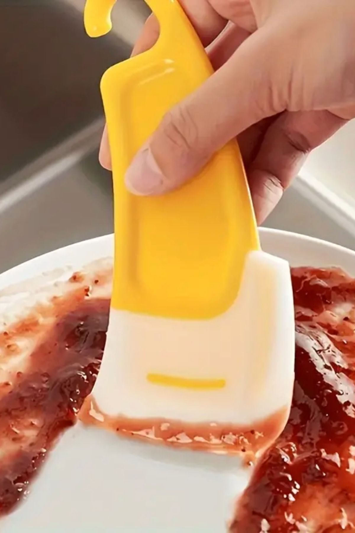 1 Adet Yağ ve Leke Kazıyıcı Mini Silikon Spatula Askılıklı ve Plastik Saplı