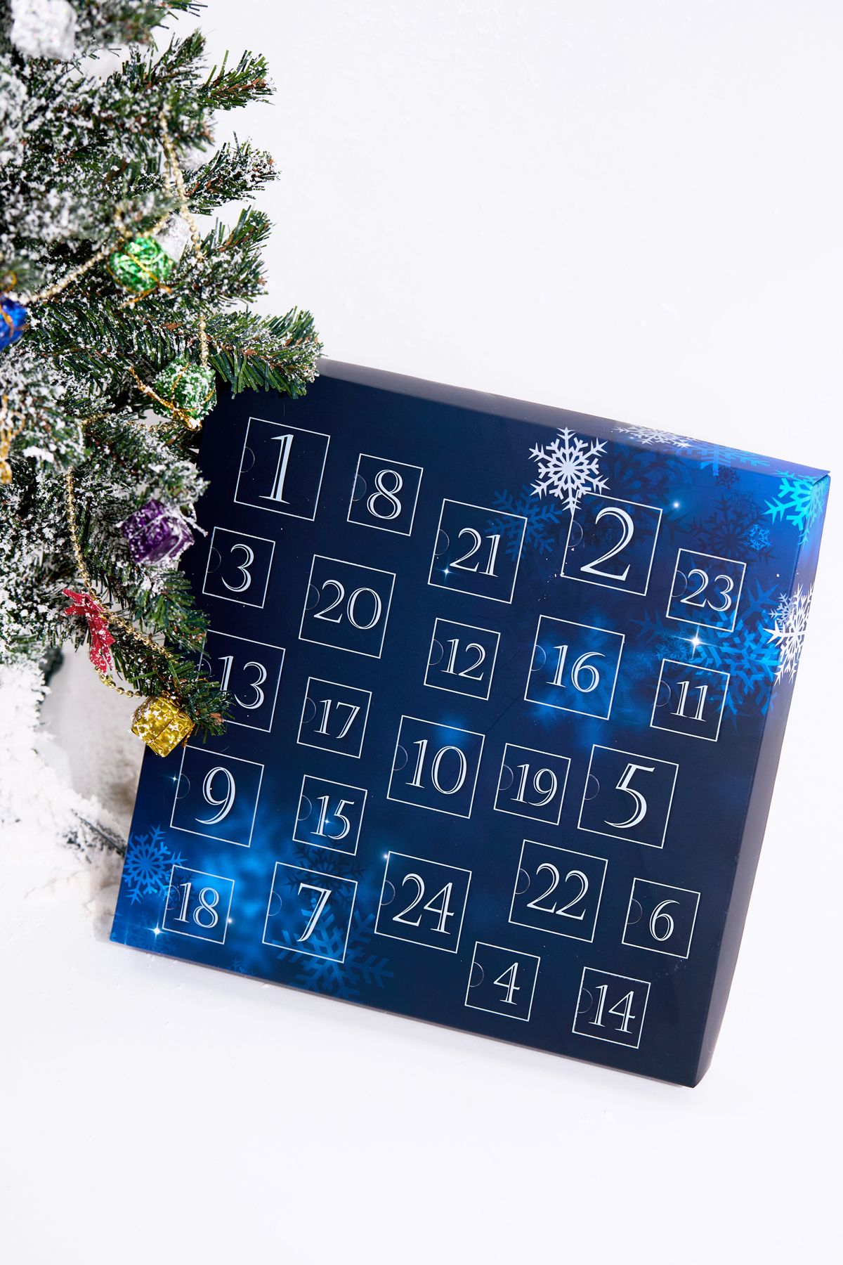 Kadın 24'lü Yılbaşı Hediye Seti - Advent Calendar - Gümüş Renk Takılar