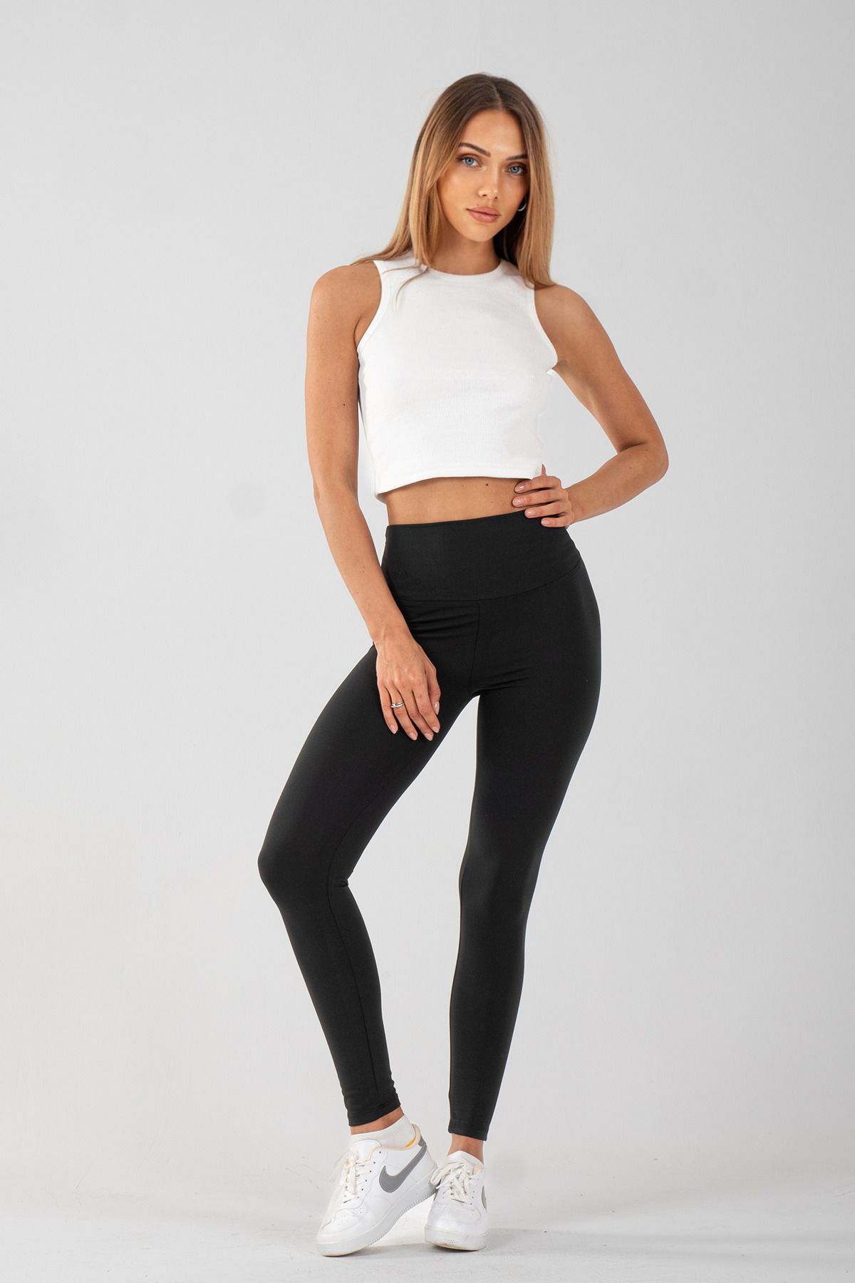 Halter Yaka Fitilli Crop Atlet