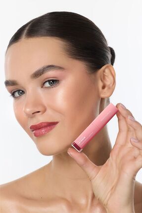 Shea Yağı İçeren Nemlendirici Renkli Simli Lipbalm Cherry Blossom-501 TKZAW25RJ00002 Image 5