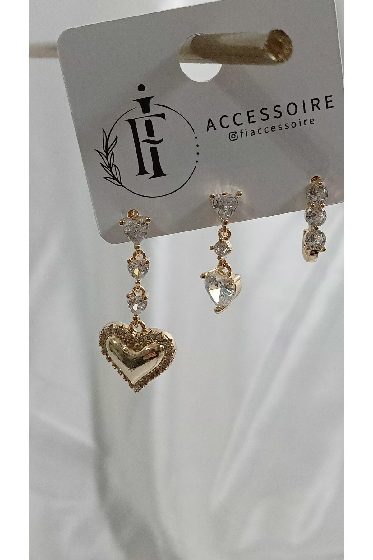 Fİ ACCESSOIRE VİP ZİRKONKALPLİ KÜPE