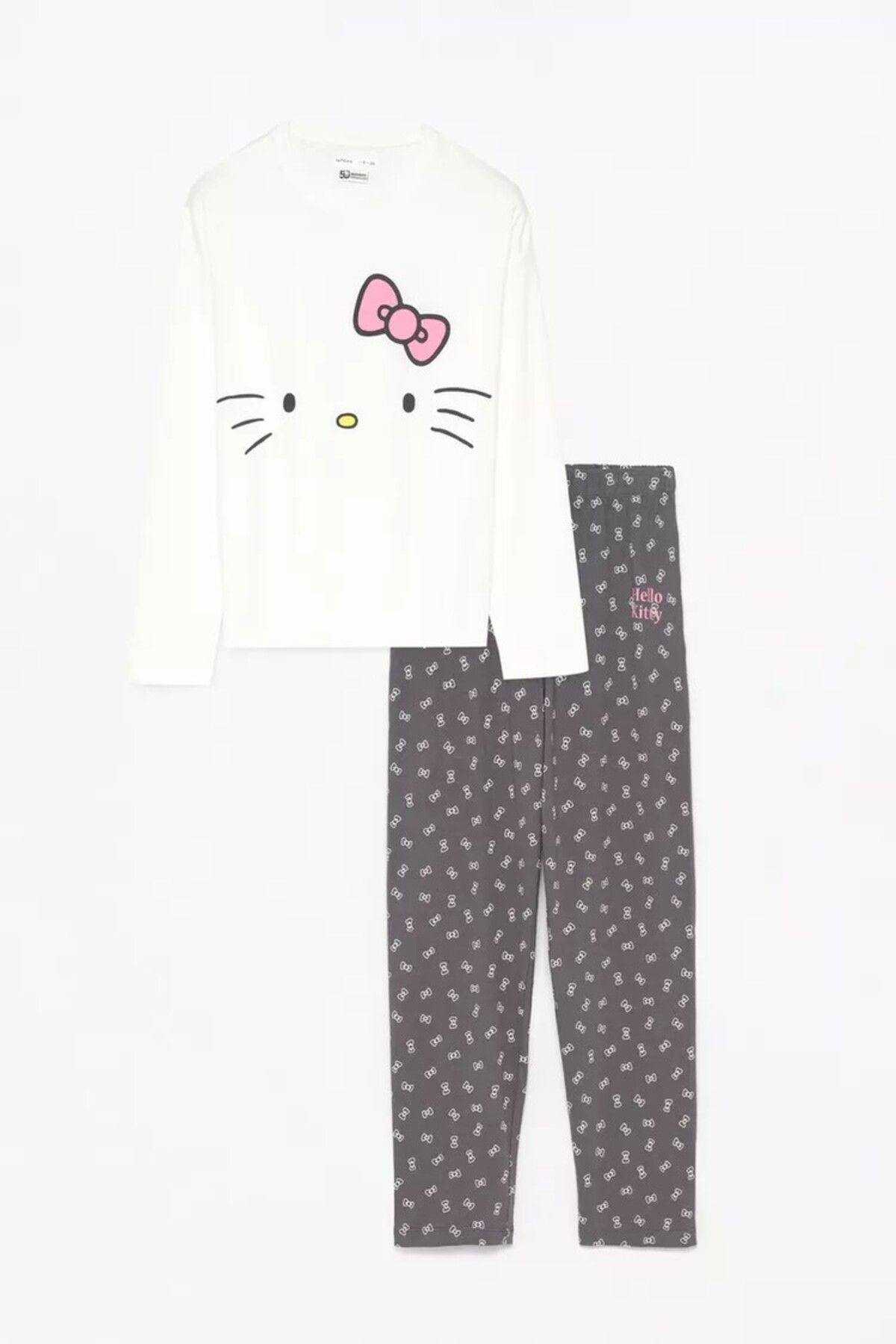 Hello Kitty ©Sanrio yumuşak pijama takımı