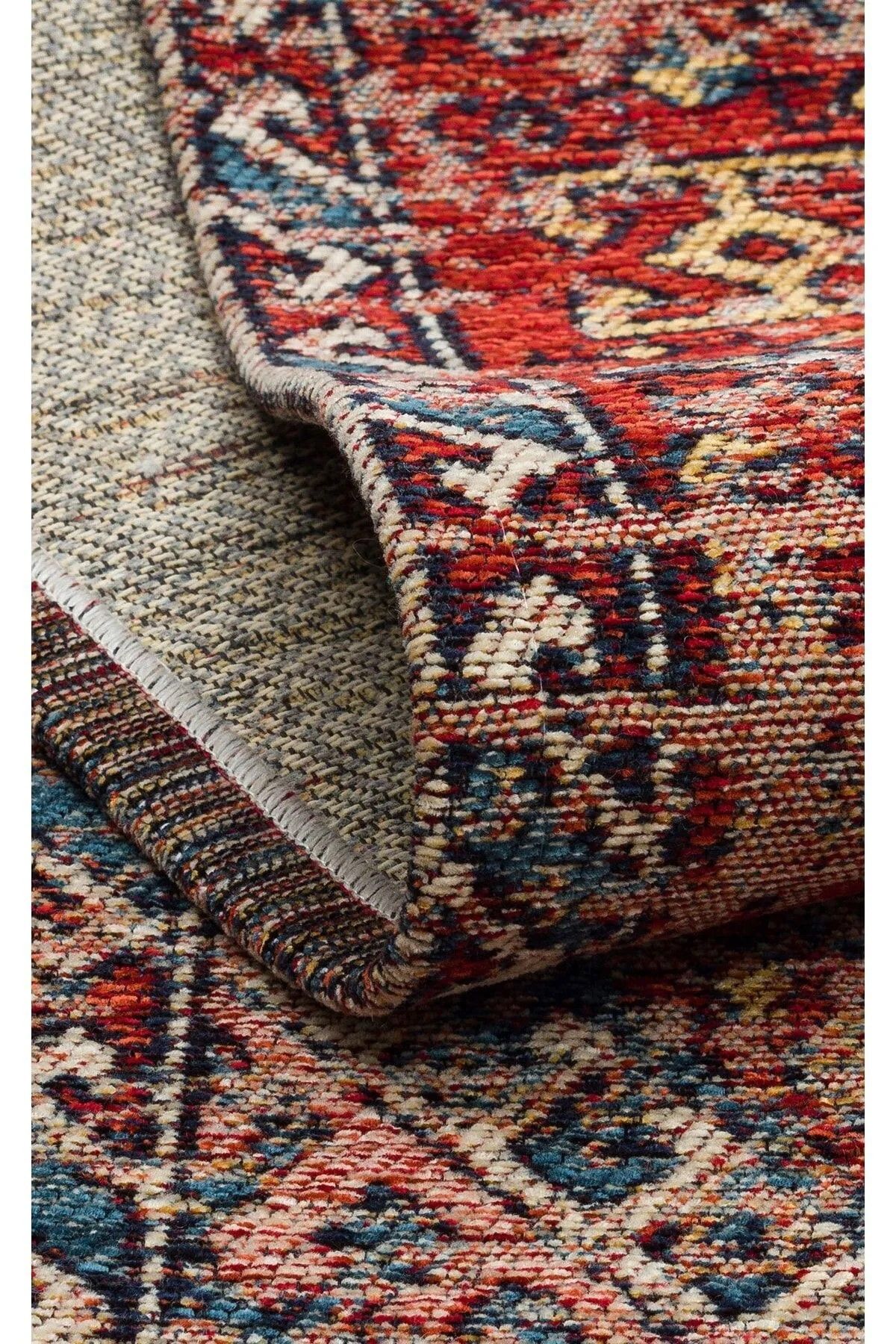 Anadolu Kilim AND 03 Multy Eski Antik Kilim Desenlerine Sahip Kaymaz Tabanlı Yıknabilir