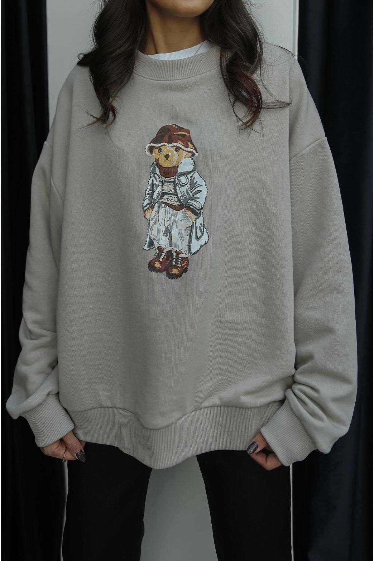 Bej Paltolu Teddy Baskılı Sweatshirt