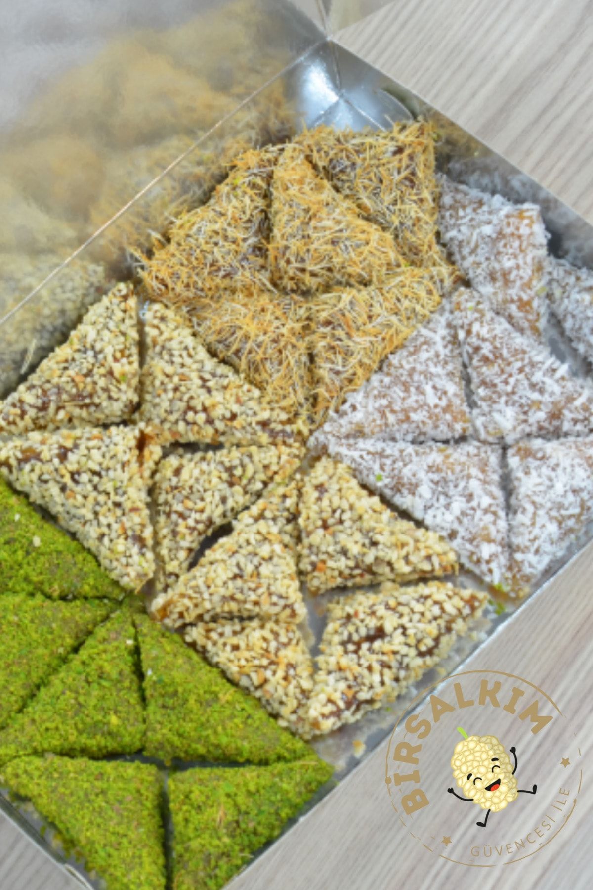 Bİrsalkım Pestİl & Köme 4 Çeşit Karışık Muska Paketi 1000 gr (ANTEP FISTIKLI MUSKA PESTİL-KADAYIFLI)