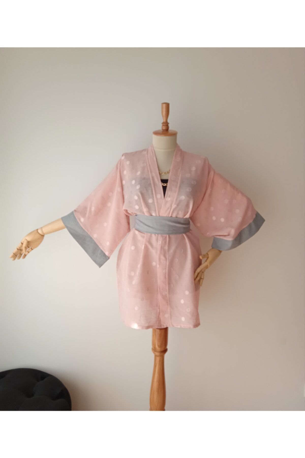 İVİA Pudra Gri Kısa Kimono